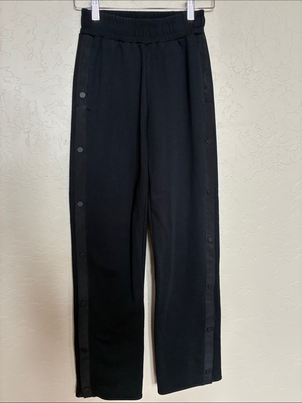Black Women’s Snap-Trim Track Pants by ALO Yoga Sz XXS